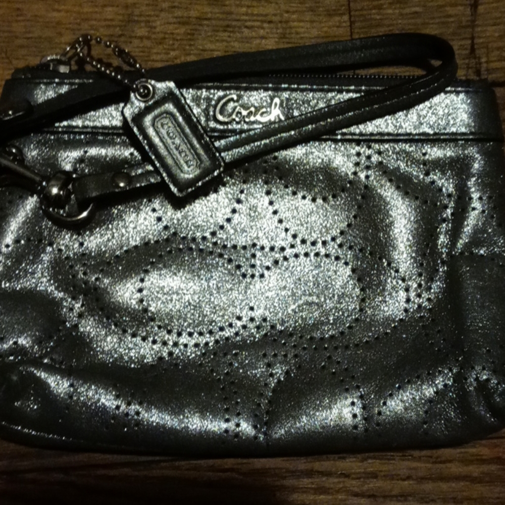 Wristlet